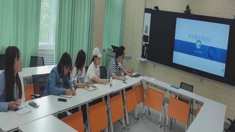 叉车培训实操教学：掌握安全操作，提升职场竞争力